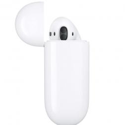 Apple AirPods наушники в зарядном футляре